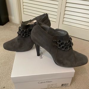Womens Calvin Klein gray suede booties